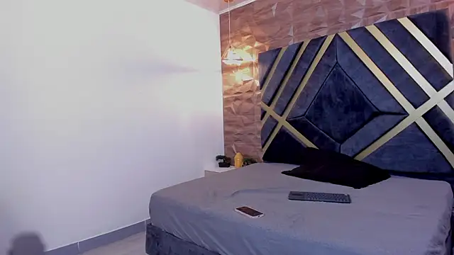 Valka_Ross Chat XXX live