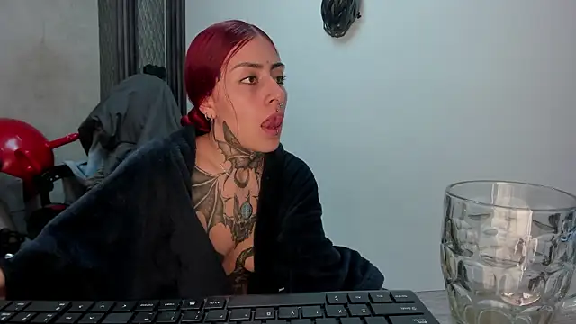 selene_red_ 即時 XXX 聊天