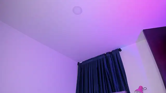 perla7777 Adlı Modelin Canlı XXX Sohbeti