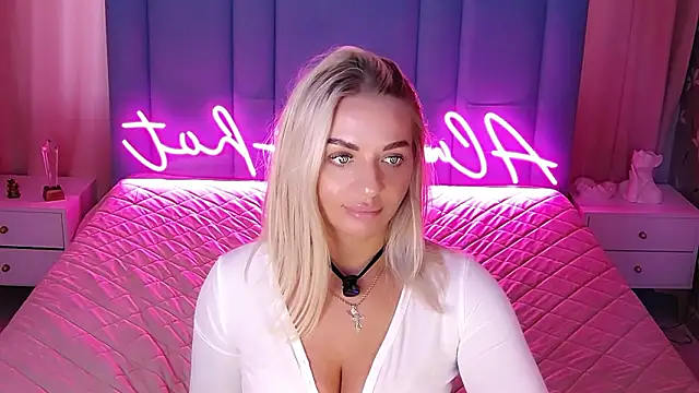 AllwaysHotJ Live XXX-Chat