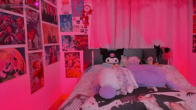 MissCurvyTop live XXX chat