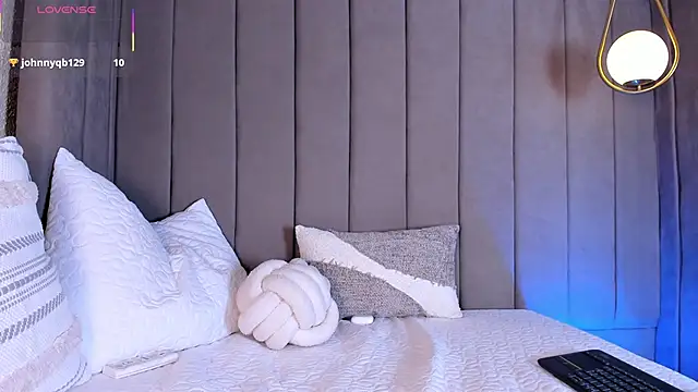 Elise_Diamond live XXX chat