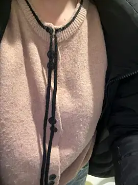 makomakos2's Live XXX Chat