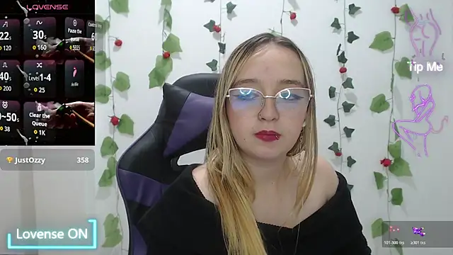 Chat XXX ao vivo de Liaroberts1