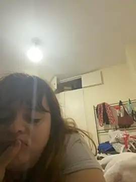 Bombon_ok's Live XXX Chat