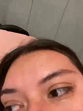 Maya_Manes 现场XXX聊天