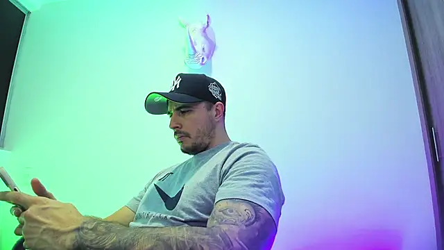 Dagoti: вебкам-шоу