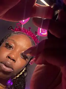 sevynsexysinss: διαδικτυακό σόου στην κάμερα