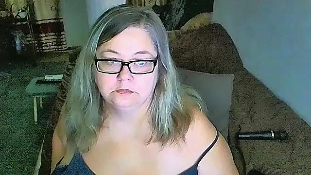 XXX chat uživo modela sex2