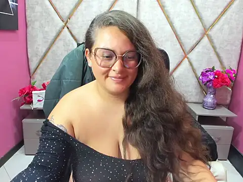 Sarah_Boobs_ 现场XXX聊天