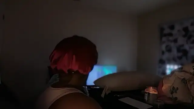 Chat +18 de Yagurl___west ao vivo