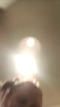 SexyB214 Adlı Modelin Canlı XXX Sohbeti