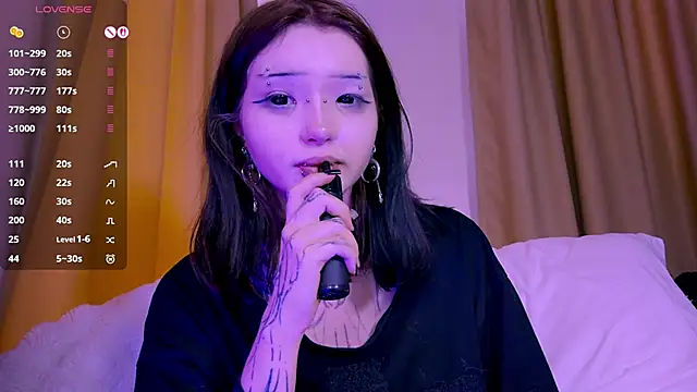 Lein_Bone Adlı Modelin Canlı XXX Sohbeti