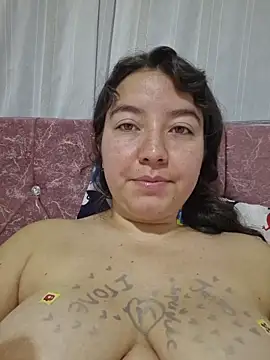 annyaparis Adlı Modelin Canlı XXX Sohbeti