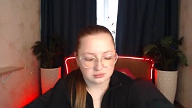 GirlPlayer Adlı Modelin Canlı XXX Sohbeti