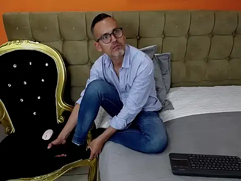 Oswalldo__のライブXXXチャット