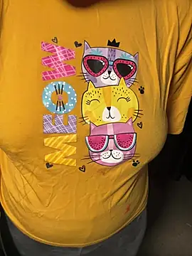 Lucky_FloraのライブXXXチャット