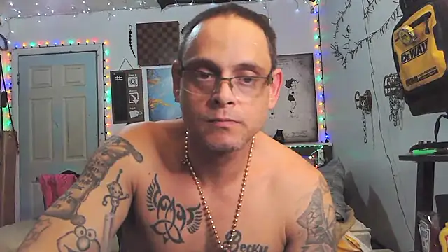 Buffshagswell Live XXX-Chat