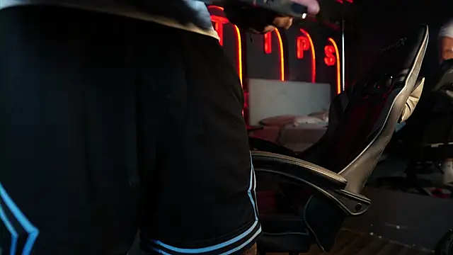 Austin_bolt Live XXX-chat