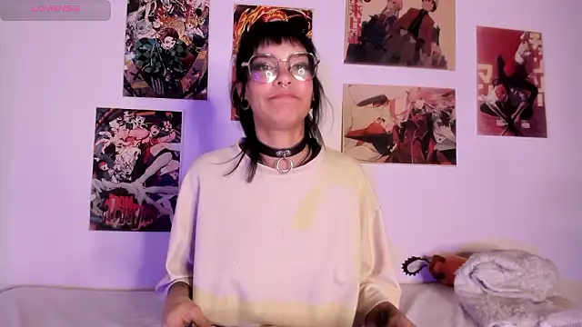 Luna-Chann Chat XXX in diretta