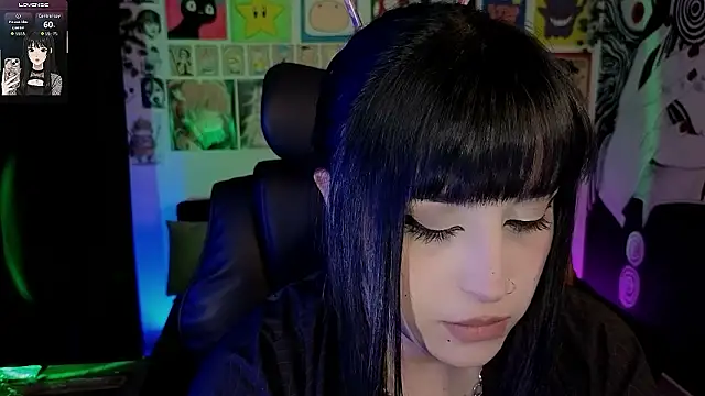 Yuhwan_ Chat XXX in diretta