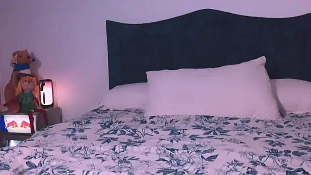 angelinhaaa Chat XXX in diretta