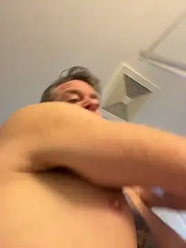 DILFiGuess1's Webcam Show