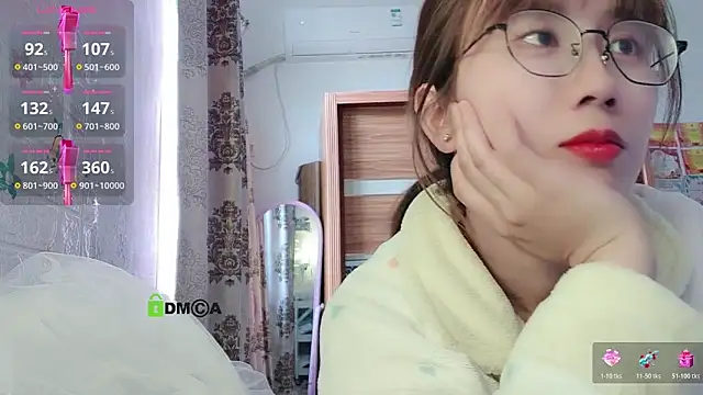 XXX chat uživo modela Lili_666