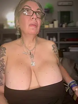 dieseldame1313 Live XXX Chat