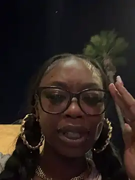 sevynsexysinss' Live XXX Chat