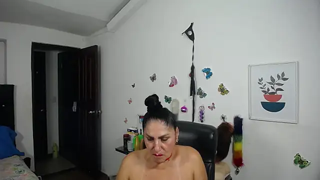 mature_bigboobs10 Chat XXX in diretta