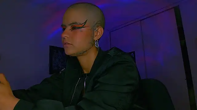 alex_one888n Live XXX chat