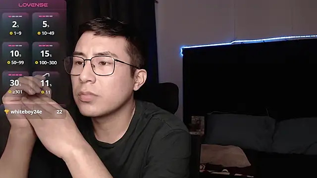 andrewmhilton_ Live XXX-Chat