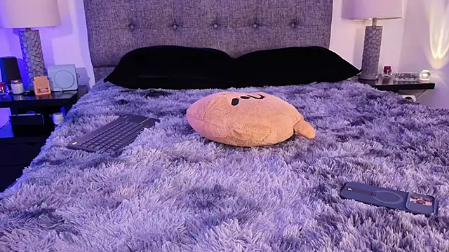 mandi4pole_ Live XXX-chat