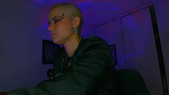 Онлайн чат XXX alex_one888