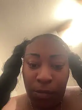 theesweetheart's Live XXX Chat