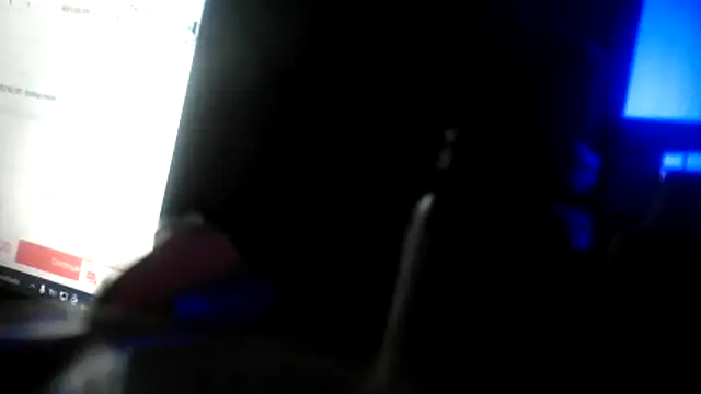 bialoba7 Show in webcam