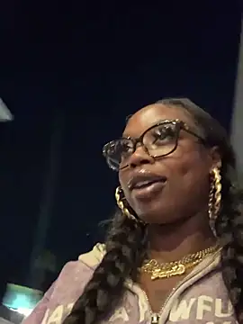 sevynsexysinss' Live XXX Chat