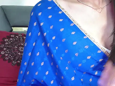 Simreet_22's Live XXX Chat