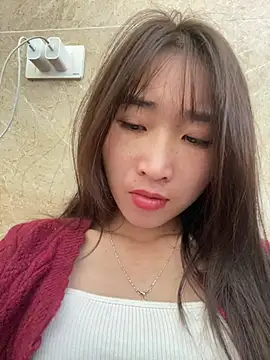 oneyou_400: διαδικτυακό σόου στην κάμερα