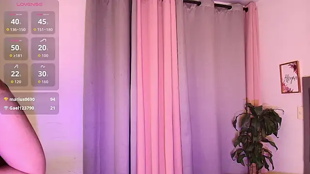 Natalye_23 – Naživo XXX chat