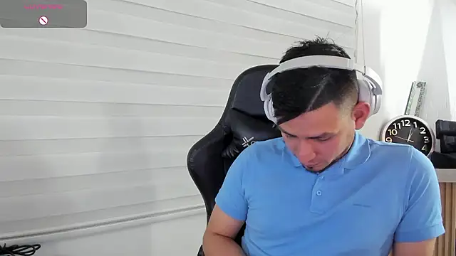 Czat XXX na żywo – Rick_Adams