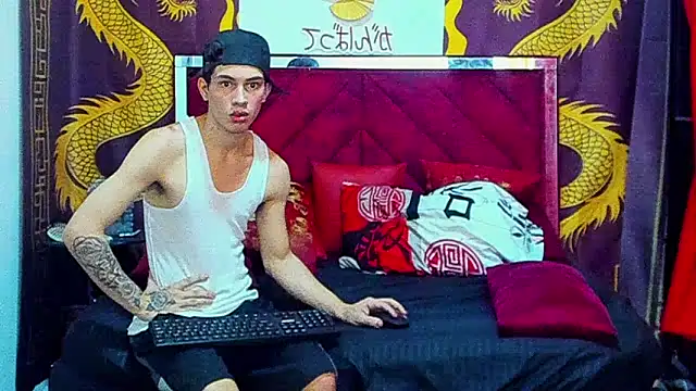 دردشة Pride_couple الجنسية المباشرة