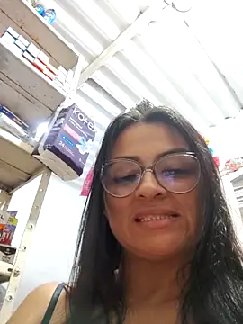 Linda_Lars live XXX chat