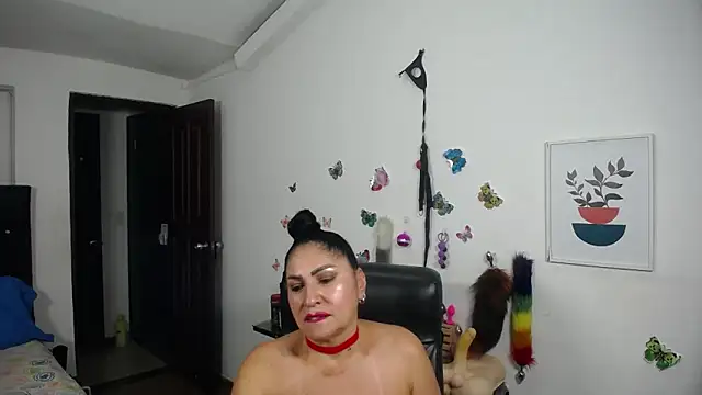 mature_bigboobs10's Live XXX Chat