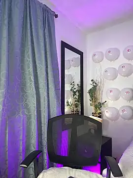 Pokazy przed kamerką – kem_hott