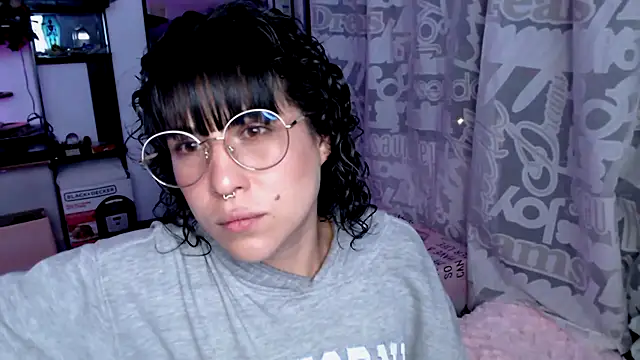 Chat XXX en directo de Hellen_dumont