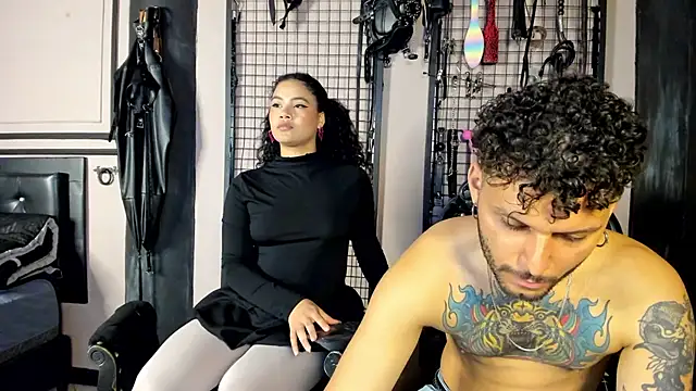 Twisted_Fantasy 라이브 XXX 채팅