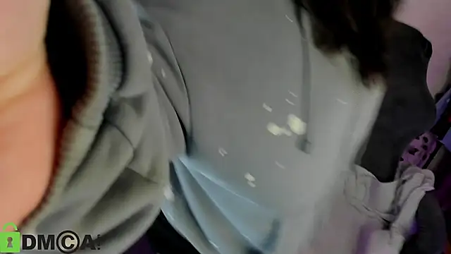 Mia_R0ss Chat XXX in diretta