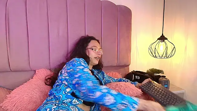 Hanabie_'s Live XXX Chat